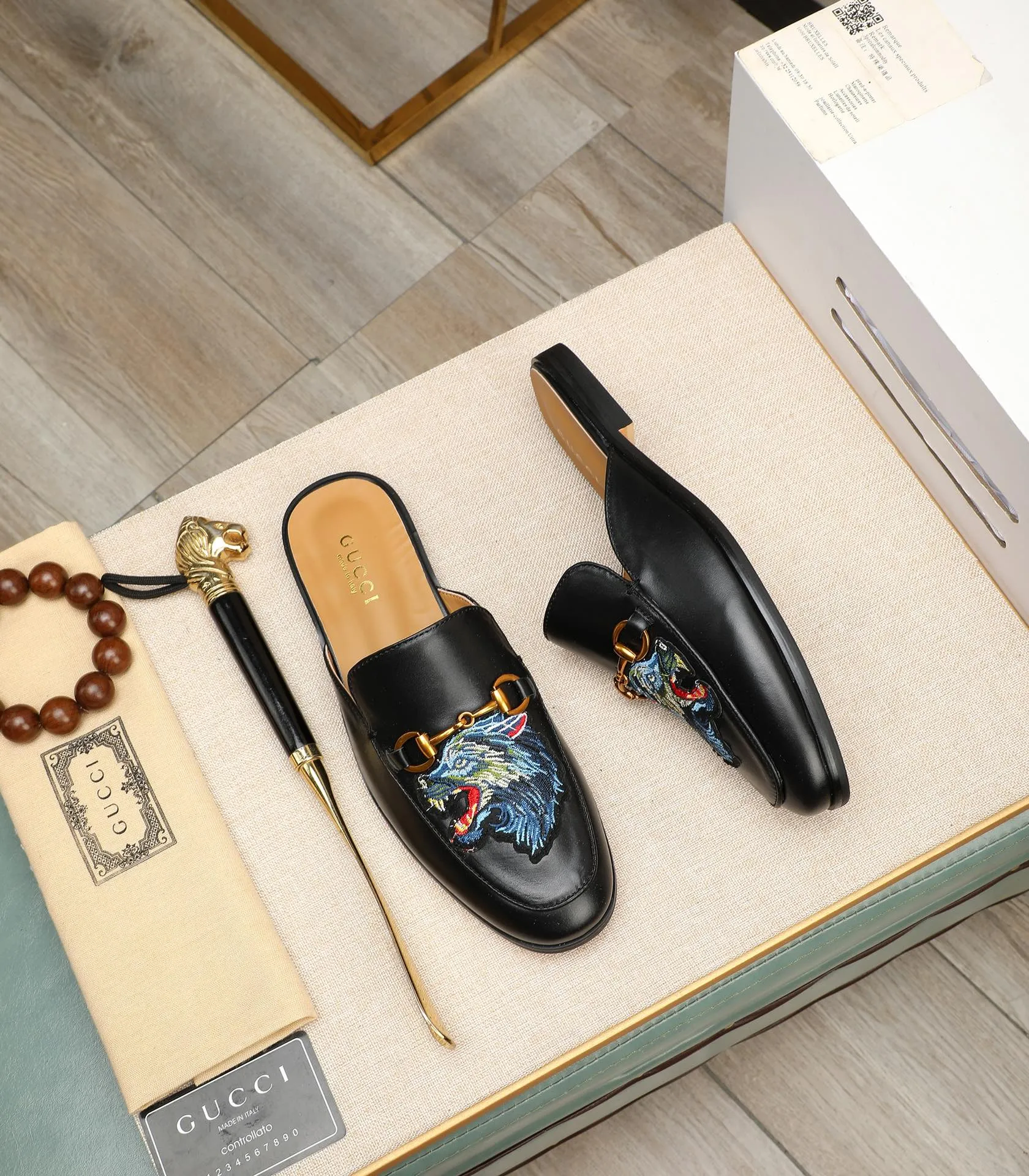 Men's clothing and shoes 💰380 (Gucci) The latest 🎁🎁 casual and fashionable men's shoes 👟 from the official website, hot style 💥 style is simple and elegant, exclusive for trendy men. Unique official website latest brand double G elements 👑 original Gucci decoration, fashionable and generous, original material original calfskin, ✅ fully imported first-layer pigskin lining, official website designated wear-resistant, lightweight original rubber casual outsole, counter classic model taken in kind, 38-44 black and white optional
